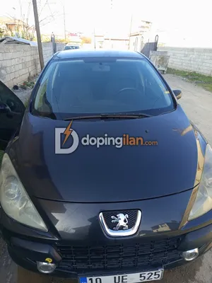 Acil ihtiyaç dan dolayı satılık çok temiz 2 parça mamulü karda lokal boya kaput boyalı.. Gelceniz üzmeyecek çok temiz 
