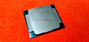 Intel Core i7-5820K 12 Çekirdekli 3.30 GHz İşlemci