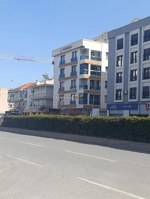 sahibinden Ailelere acilen çiğli küçük çiğlide merkezi yerde 3+1 ebeveyn banyolu doğalgaz kombili kiralık daire