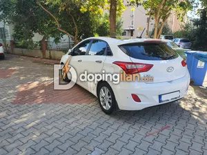 İlk Sahibinden Boyasız Değişensiz Tramersiz Full Paket i30