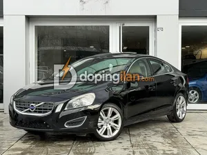 Değişensiz 2012 Siyah S60